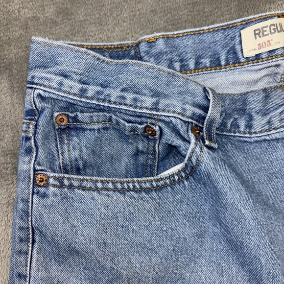 Levis 505 Jeans Mens 36x31 (Actual) Blue Regular Fit Denim Medium Wash Straight - Picture 5 of 16